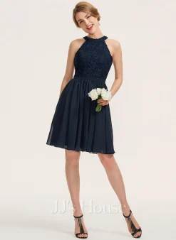 Jjshouse.fr Robe Trapèze Scoop Longueur Genou Mousseline Dentelle Dentelle Mousseline Robe De Demoiselle D'honneur Avec Plissé