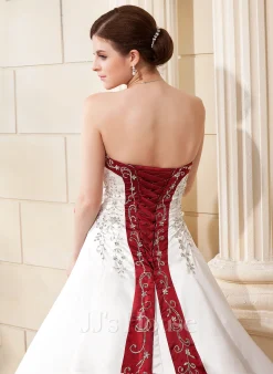 JJsHouse Robe Marquise/princesse Cache Cœur Satiné Robe De Mariée Avec Brodé Broderie Paillettes -Voiles mariée Soldes 073fb0980cab384bd50cd64ab062e193