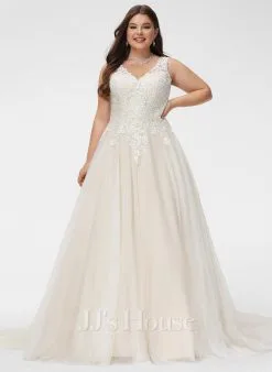 JJsHouse Robe Marquise/princesse Col V Traîne Moyenne Dentelle Tulle Robe De Mariée 22 JJsHouse Robe Marquise/princesse Col V Traîne Moyenne Dentelle Tulle Robe De Mariée -Voiles mariée Soldes 07f951fd749e7723adc90f898b7707e5