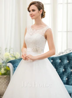 JJsHouse Robe Marquise/princesse Balayage/pinceau Train Dentelle Organza Satiné Robe De Mariée Avec Brodé Paillettes 27 JJsHouse Robe Marquise/princesse Balayage/pinceau Train Dentelle Organza Satiné Robe De Mariée Avec Brodé Paillettes -Voiles mariée Soldes 0a3e5c3c10fabee78a3415a6ab5fe3f5