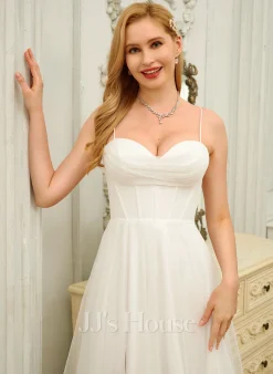 JJsHouse Robe Trapèze Capot Longueur Ras Du Sol Tulle Robe De Mariée Avec Plissé -Voiles mariée Soldes 134784987af1c7fc31155bbbb52145c7