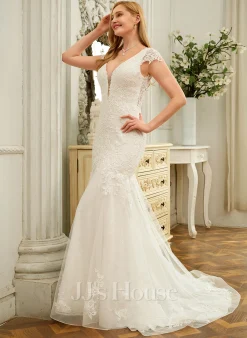 JJsHouse Forme Sirène/trompette Col V Traîne Moyenne Dentelle Tulle Robe De Mariée -Voiles mariée Soldes 2830fa95fb0ce69fa1b6a83e4ec2c48a