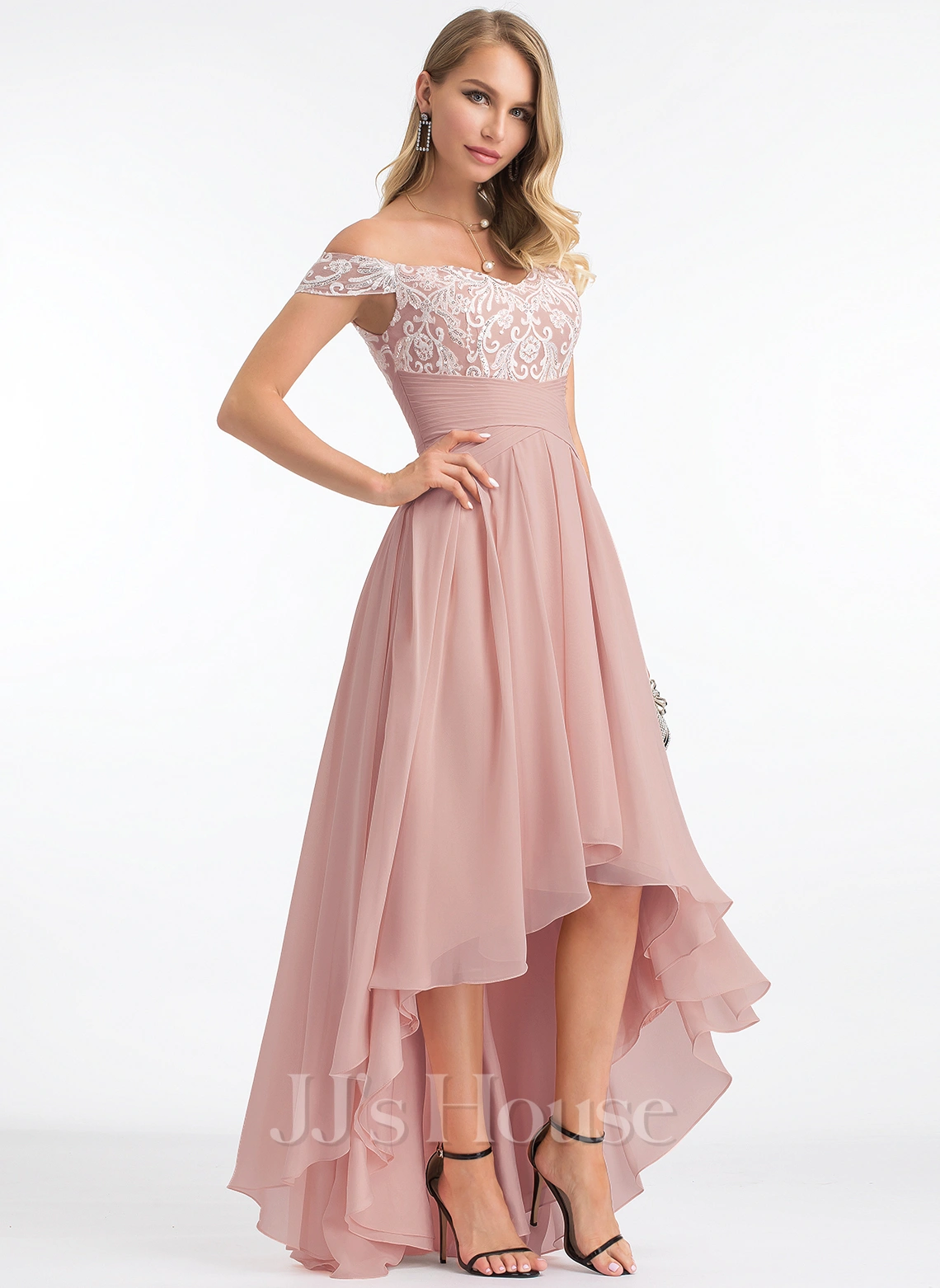 JJsHouse Robe Trapèze épaule Dénudée Asymétrique Mousseline Dentelle Robe De Mariée Avec Plissée 5 JJsHouse Robe Trapèze épaule Dénudée Asymétrique Mousseline Dentelle Robe De Mariée Avec Plissée – Image 5