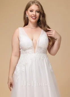 JJsHouse Robe Trapèze Col V Balayage/pinceau Train Dentelle Tulle Robe De Mariée Avec Paillettes -Voiles mariée Soldes 2ba9fbe5fcf577b440333a66fb44f00e