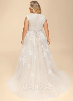 JJsHouse Robe Trapèze Col V Balayage/pinceau Train Dentelle Tulle Robe De Mariée Avec Brodé Arc Paillettes -Voiles mariée Soldes 30dca6d70eaa195b1defcb5a3b16b474