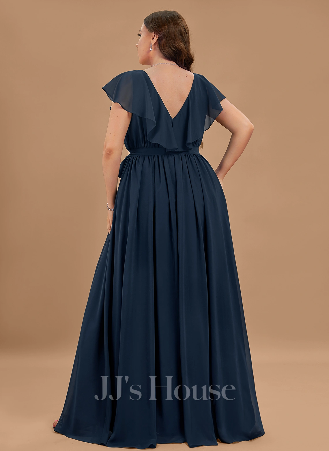 Jjshouse.fr Robe Trapèze Col V Longueur Ras Du Sol Mousseline Mousseline Robe De Demoiselle D'honneur Avec Arc Robe à Volants Fendue Devant 6 Jjshouse.fr Robe Trapèze Col V Longueur Ras Du Sol Mousseline Mousseline Robe De Demoiselle D'honneur Avec Arc Robe à Volants Fendue Devant – Image 6