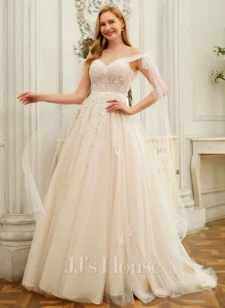 JJsHouse Robe Marquise/princesse Illusion Traîne Moyenne Dentelle Tulle Robe De Mariée Avec Paillettes -Voiles mariée Soldes 3904e12c3e3a9452db6a0d9a898334f7