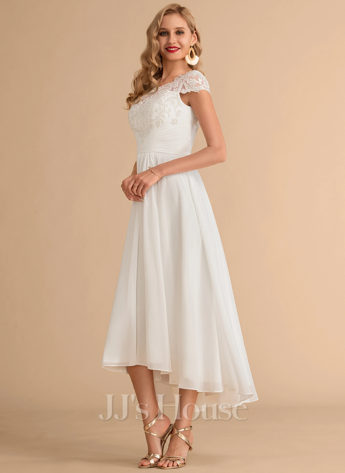 JJsHouse Robe Trapèze Scoop Asymétrique Mousseline Dentelle Robe De Mariée 5 JJsHouse Robe Trapèze Scoop Asymétrique Mousseline Dentelle Robe De Mariée – Image 5