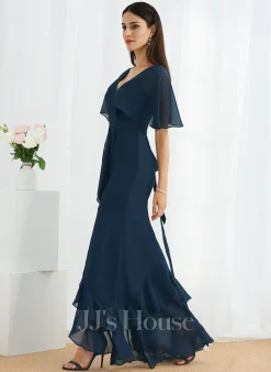 Jjshouse.fr Robe Trapèze Col V Asymétrique Mousseline Robe De Demoiselle D'honneur Avec Fendue Devant -Voiles mariée Soldes 3e6eda09ad25ebcf6fc532c419e97050