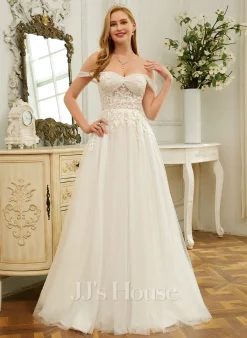 JJsHouse Robe Trapèze épaule Dénudée Balayage/pinceau Train Dentelle Tulle Robe De Mariée Avec Paillettes -Voiles mariée Soldes 5900681e7eb89fdae195e0d8ee2cbc6d