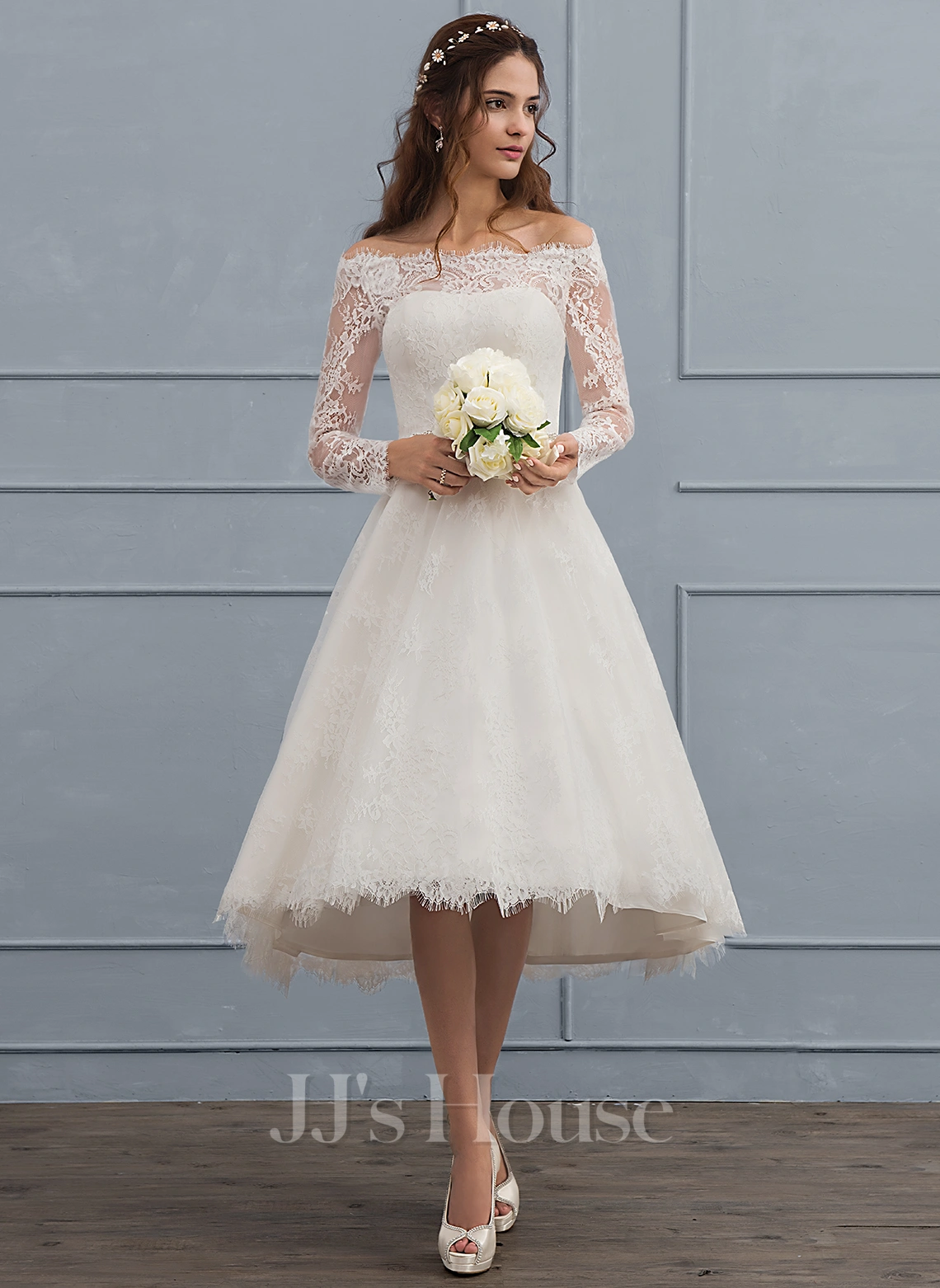 JJsHouse Robe Trapèze épaule Dénudée Asymétrique Dentelle Robe De Mariée Avec Brodé 2 JJsHouse Robe Trapèze épaule Dénudée Asymétrique Dentelle Robe De Mariée Avec Brodé – Image 2