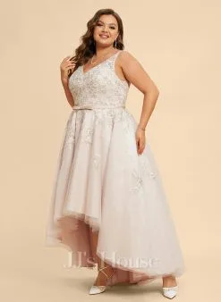 JJsHouse Robe Trapèze Col V Asymétrique Dentelle Satiné Tulle Robe De Mariée Avec Arc -Voiles mariée Soldes 715e5c37e52da0863a3f6bdba9efa611