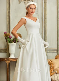 JJsHouse Robe Marquise/princesse Col V Asymétrique Satiné Robe De Mariée -Voiles mariée Soldes 71a15f7aa9ef91dcc9d50e4097f2db33
