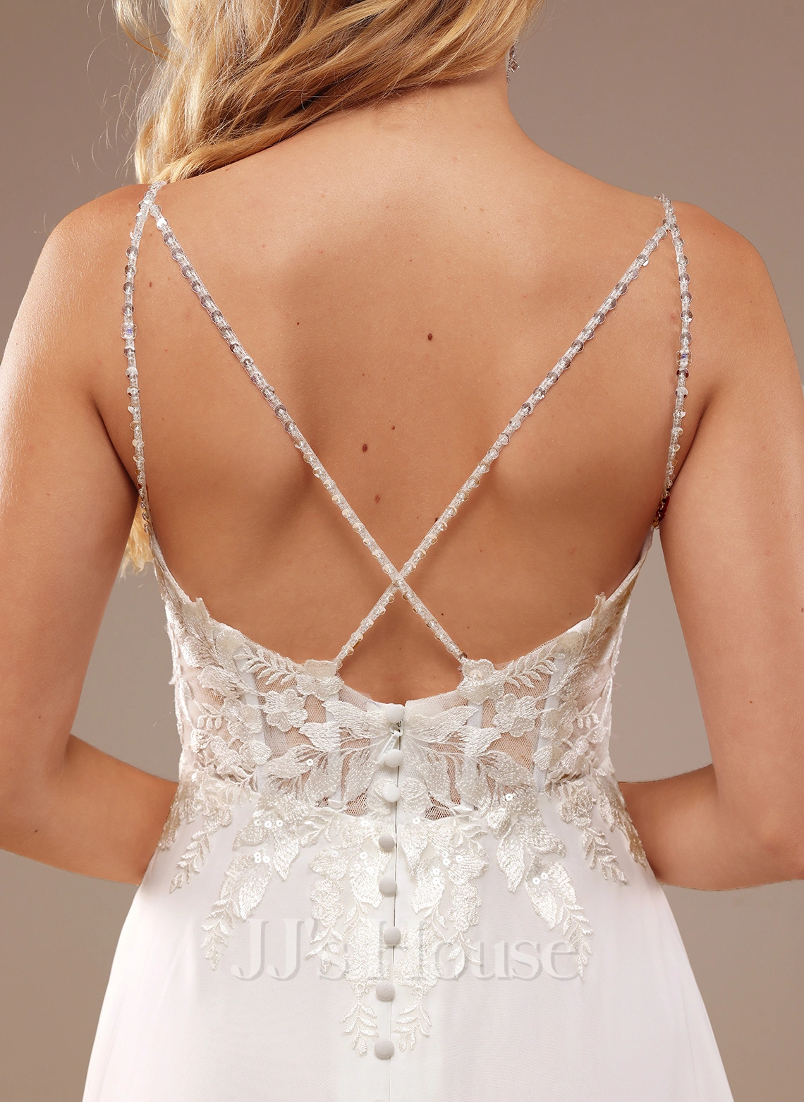 JJsHouse Robe Trapèze Col V Traîne Moyenne Mousseline Dentelle Robe De Mariée Avec Brodé Feather Paillettes 8 JJsHouse Robe Trapèze Col V Traîne Moyenne Mousseline Dentelle Robe De Mariée Avec Brodé Feather Paillettes – Image 8