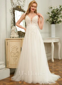 JJsHouse Robe Marquise/princesse Col V Balayage/pinceau Train Dentelle Tulle Robe De Mariée Avec Paillettes -Voiles mariée Soldes 78cca2bc856b973b321131ce7ff6e3cf