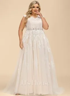JJsHouse Robe Trapèze Col V Balayage/pinceau Train Dentelle Tulle Robe De Mariée Avec Brodé Arc Paillettes -Voiles mariée Soldes 7a7600bd9fb3841c74dcf6b17abb1270