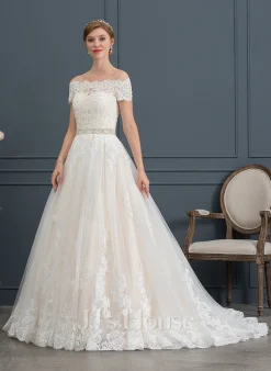 JJsHouse Robe Marquise/princesse épaule Dénudée Traîne Moyenne Dentelle Tulle Robe De Mariée Avec Brodé Paillettes -Voiles mariée Soldes 8241231d4a07458038a083d6d5ced770