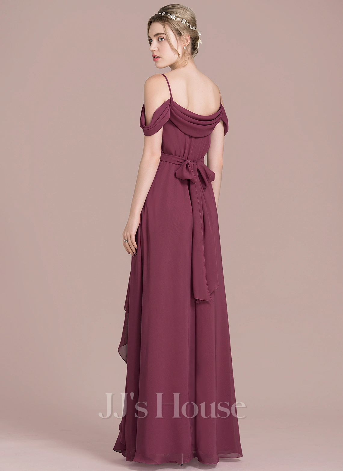 Jjshouse.fr Robe Trapèze Col V Longueur Ras Du Sol Mousseline Mousseline Robe De Demoiselle D'honneur Avec Arc Robe à Volants Fendue Devant 4 Jjshouse.fr Robe Trapèze Col V Longueur Ras Du Sol Mousseline Mousseline Robe De Demoiselle D'honneur Avec Arc Robe à Volants Fendue Devant – Image 4