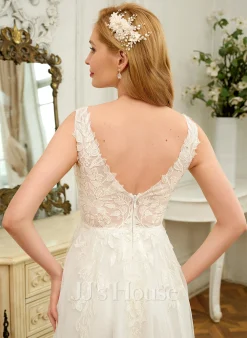 JJsHouse Robe Marquise/princesse Col V Balayage/pinceau Train Dentelle Tulle Robe De Mariée Avec Paillettes -Voiles mariée Soldes 95491eef5e6b8a801edf29e2b3b936ca