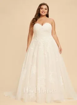 JJsHouse Robe Marquise/princesse Cache Cœur Traîne Moyenne Dentelle Tulle Robe De Mariée Avec Brodé Plissé -Voiles mariée Soldes a41a52f4a45f3cd61b5dea32958f74e1