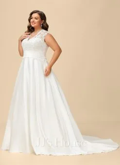 JJsHouse Robe Marquise/princesse Col V Traîne Moyenne Dentelle Satiné Robe De Mariée Avec Plissé -Voiles mariée Soldes a53ece53119aedaf23c5acc1ff0af244