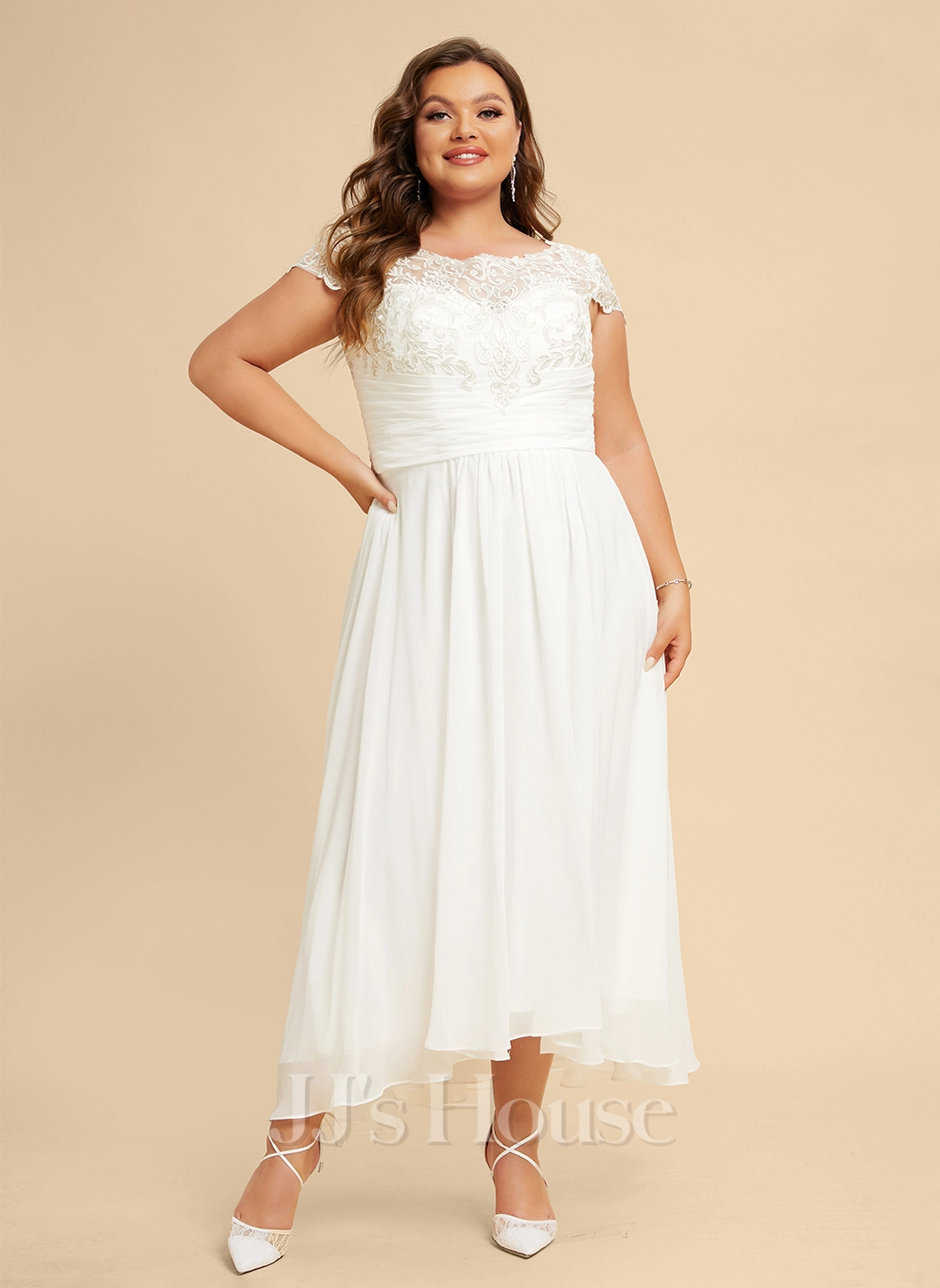 JJsHouse Robe Trapèze Scoop Asymétrique Mousseline Dentelle Robe De Mariée 8 JJsHouse Robe Trapèze Scoop Asymétrique Mousseline Dentelle Robe De Mariée – Image 8
