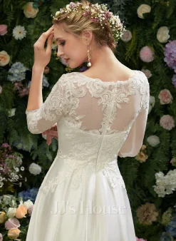 JJsHouse Robe Trapèze Illusion Longueur Mollet Dentelle Satiné Robe De Mariée -Voiles mariée Soldes afd1bd5868a3fdc5cd7c013d842641a0