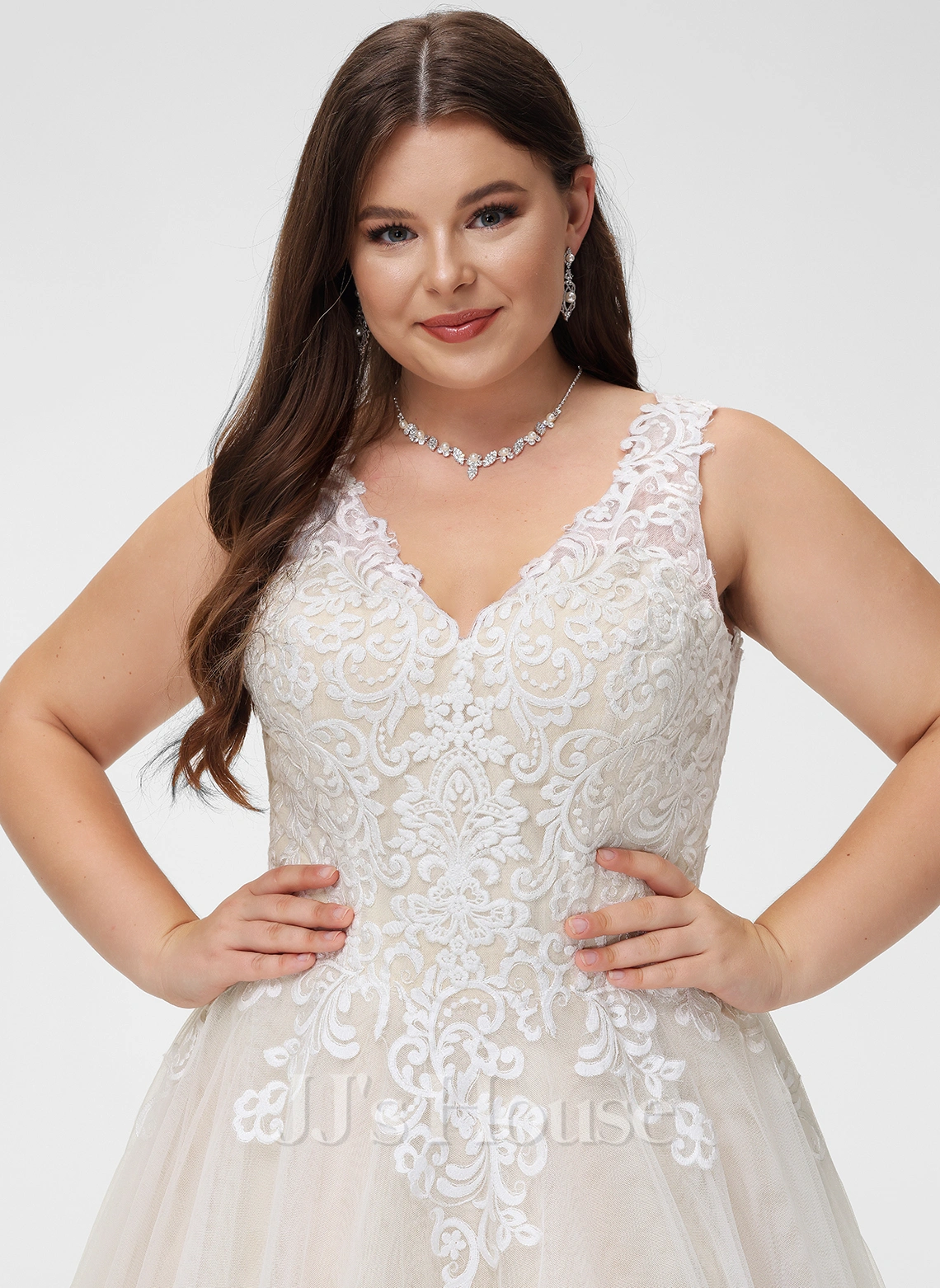 JJsHouse Robe Marquise/princesse Col V Traîne Moyenne Dentelle Tulle Robe De Mariée 11 JJsHouse Robe Marquise/princesse Col V Traîne Moyenne Dentelle Tulle Robe De Mariée – Image 11