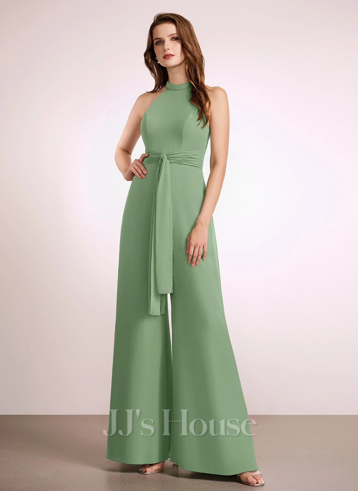 Jjshouse.fr Jumpsuit / Pantsuit Col Haut Longueur Ras Du Sol Mousseline Robe De Demoiselle D'honneur Avec Arc 2 Jjshouse.fr Jumpsuit / Pantsuit Col Haut Longueur Ras Du Sol Mousseline Robe De Demoiselle D'honneur Avec Arc – Image 2