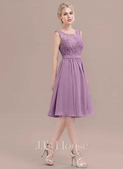 Jjshouse.fr Robe Trapèze Carré Longueur Genou Mousseline Dentelle Dentelle Mousseline Robe De Demoiselle D'honneur -Voiles mariée Soldes cf313c129cb38ef6de75c5b2f605884a