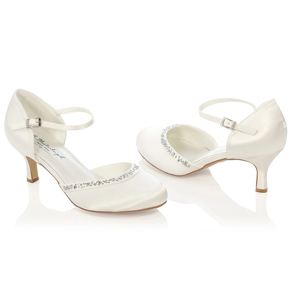 Chaussure Mariage Satin Avec Bordure Cristal Adele 1 Chaussure Mariage Satin Avec Bordure Cristal Adele