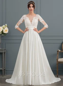 JJsHouse Robe Marquise/princesse Traîne Moyenne Dentelle Satiné Robe De Mariée Avec Plissé
