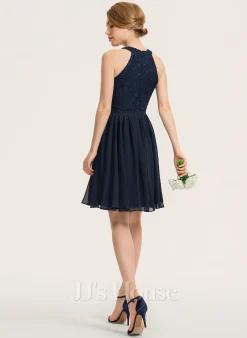 Jjshouse.fr Robe Trapèze Scoop Longueur Genou Mousseline Dentelle Dentelle Mousseline Robe De Demoiselle D'honneur Avec Plissé -Voiles mariée Soldes da26d8321c15ae80a9c07f671f6f17a6