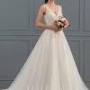 JJsHouse Robe Marquise/princesse Col V Traîne Moyenne Dentelle Tulle Robe De Mariée