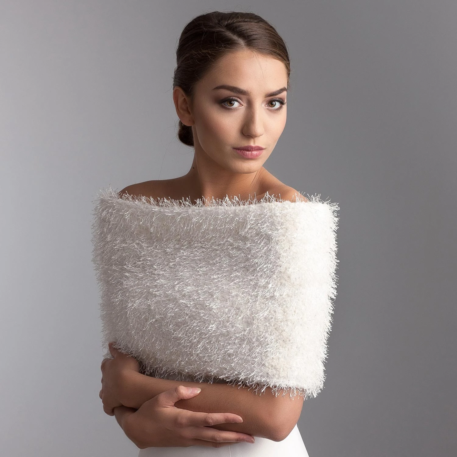 Etole Mariage En Fausse Fourrure Belina 1 Etole Mariage En Fausse Fourrure Belina