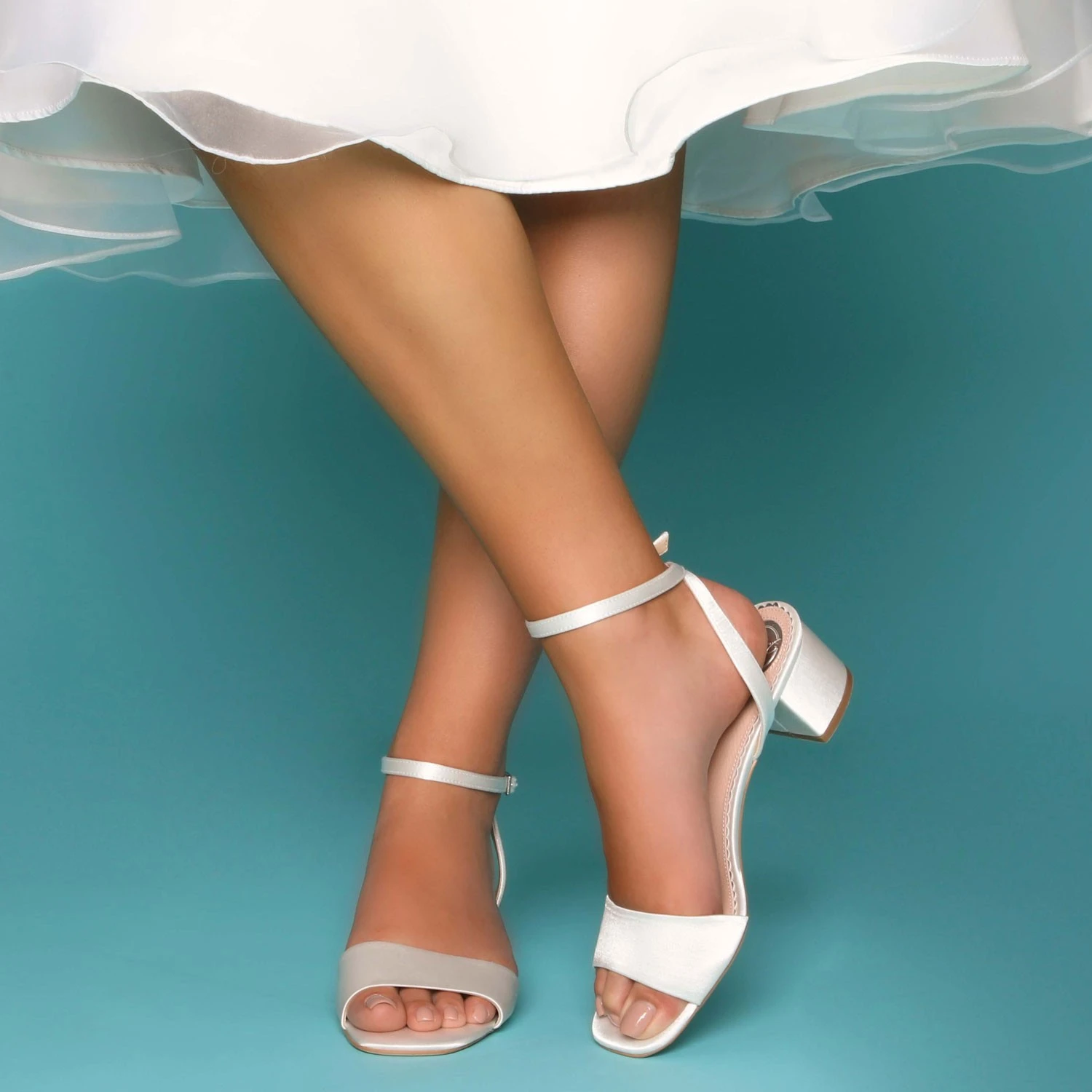 Riley - Perfect 3 Riley - Perfect – Image 3