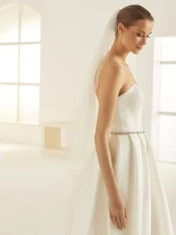 S320 - Bianco Evento Voile Bordure Festonnée Et 24 Strass Swarovski