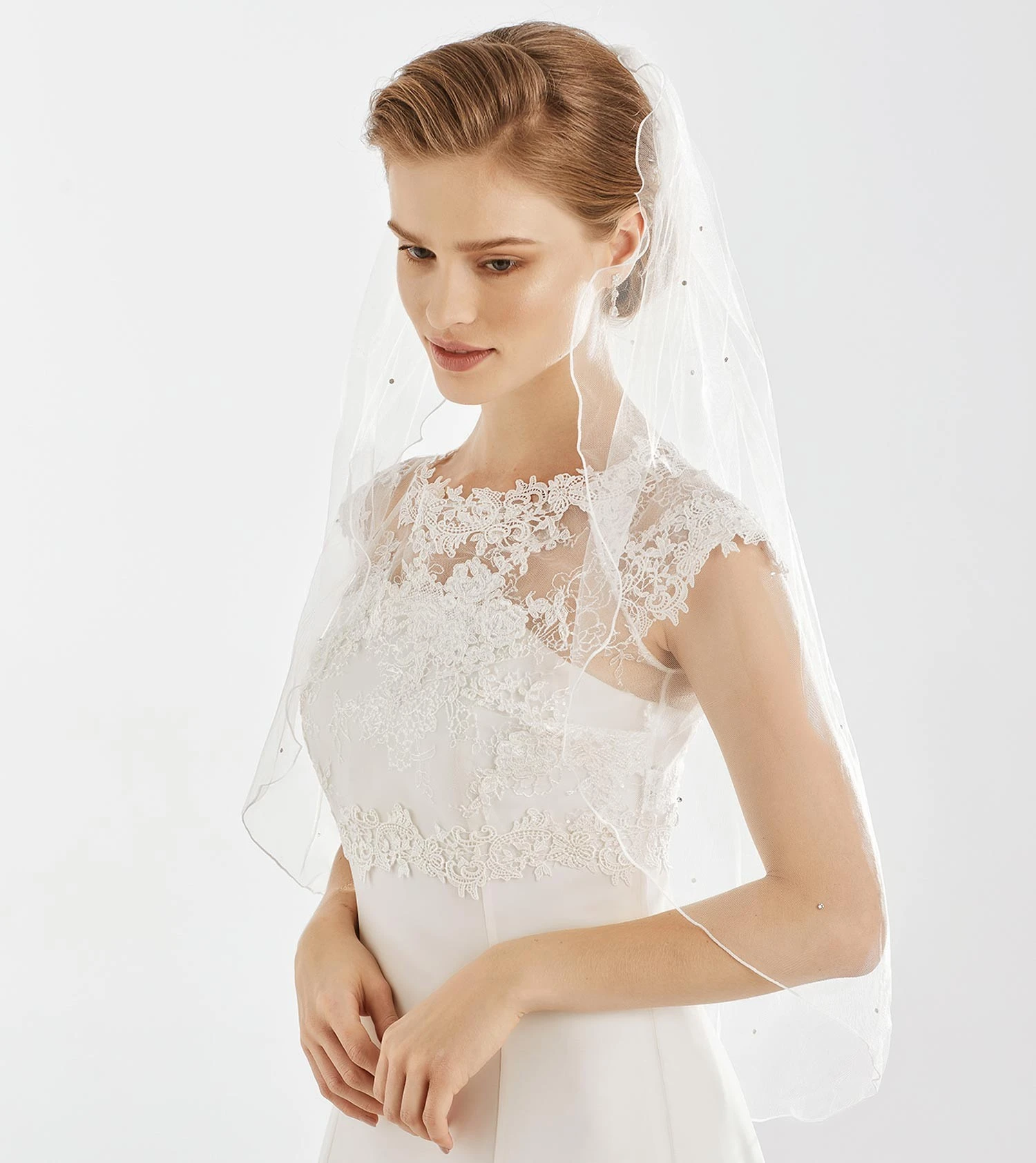 Voile Mariage à Bordure Festonnée Et 40 Cristaux Swarovski Loredana 1 Voile Mariage à Bordure Festonnée Et 40 Cristaux Swarovski Loredana