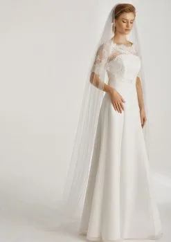 Voile De Mariée Ivoire Très Long à Bordure Festonnée Lina