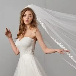 Voile De Mariage Très Long Dentelle à Sequins Julia