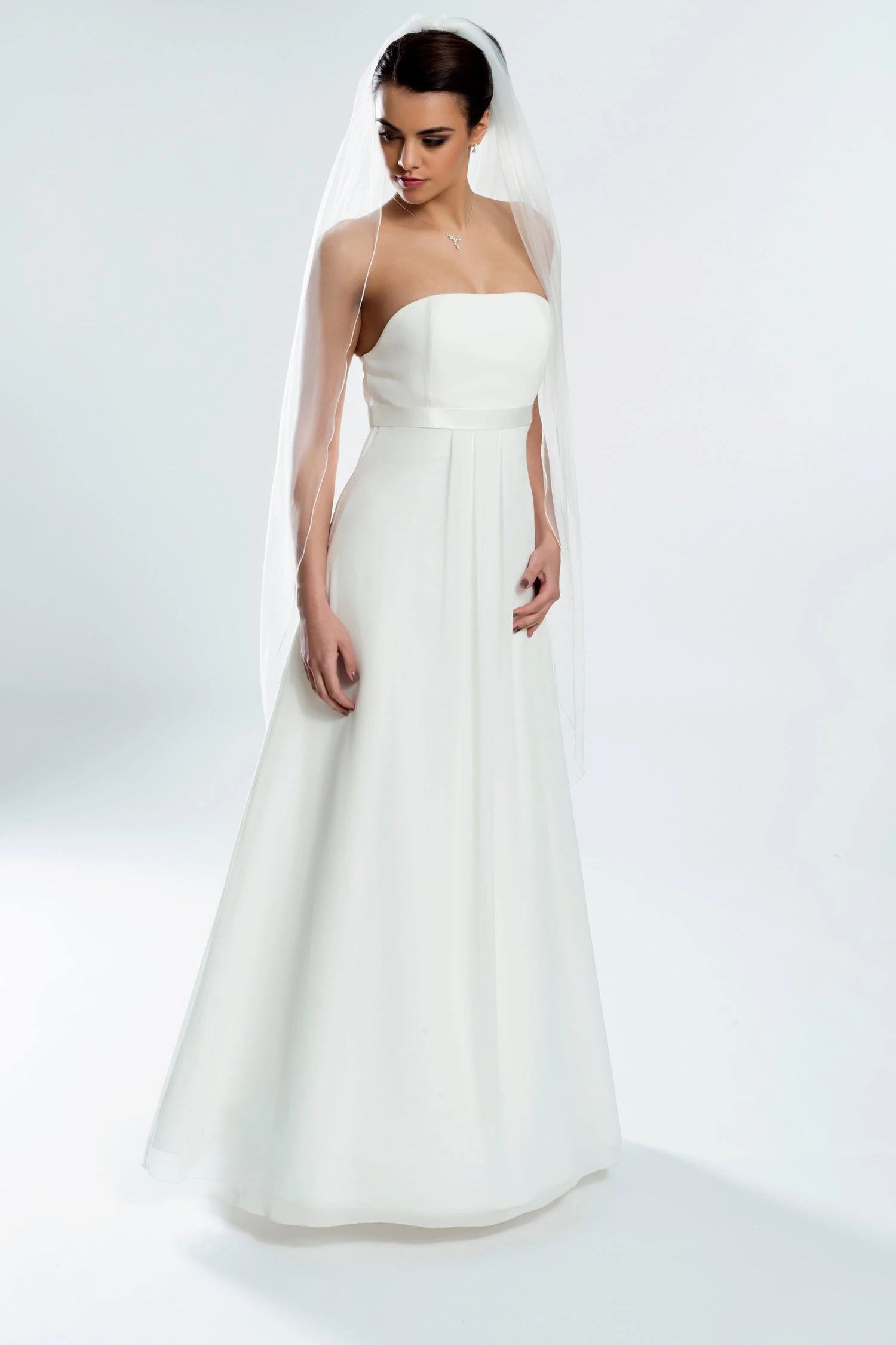 Voile Mariée à Bordure Festonnée Hilaria 1 Voile Mariée à Bordure Festonnée Hilaria