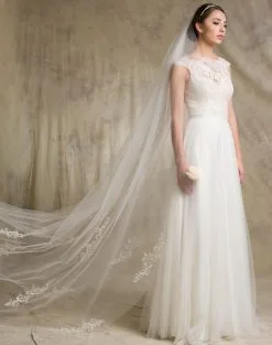 Voile Mariée Long Avec Appliques De Dentelle Lucie
